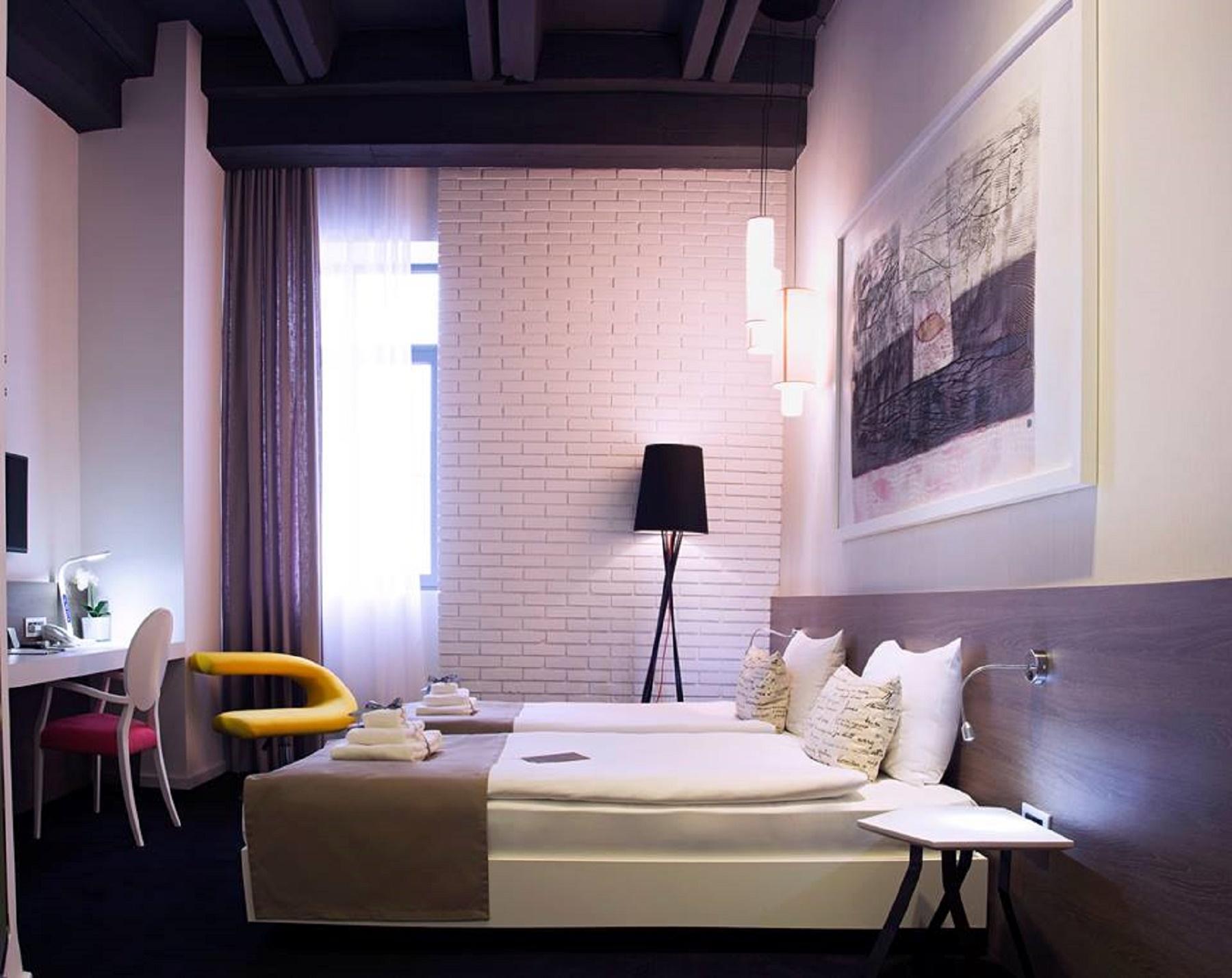 Garni Hotel Eter Ni Kültér fotó