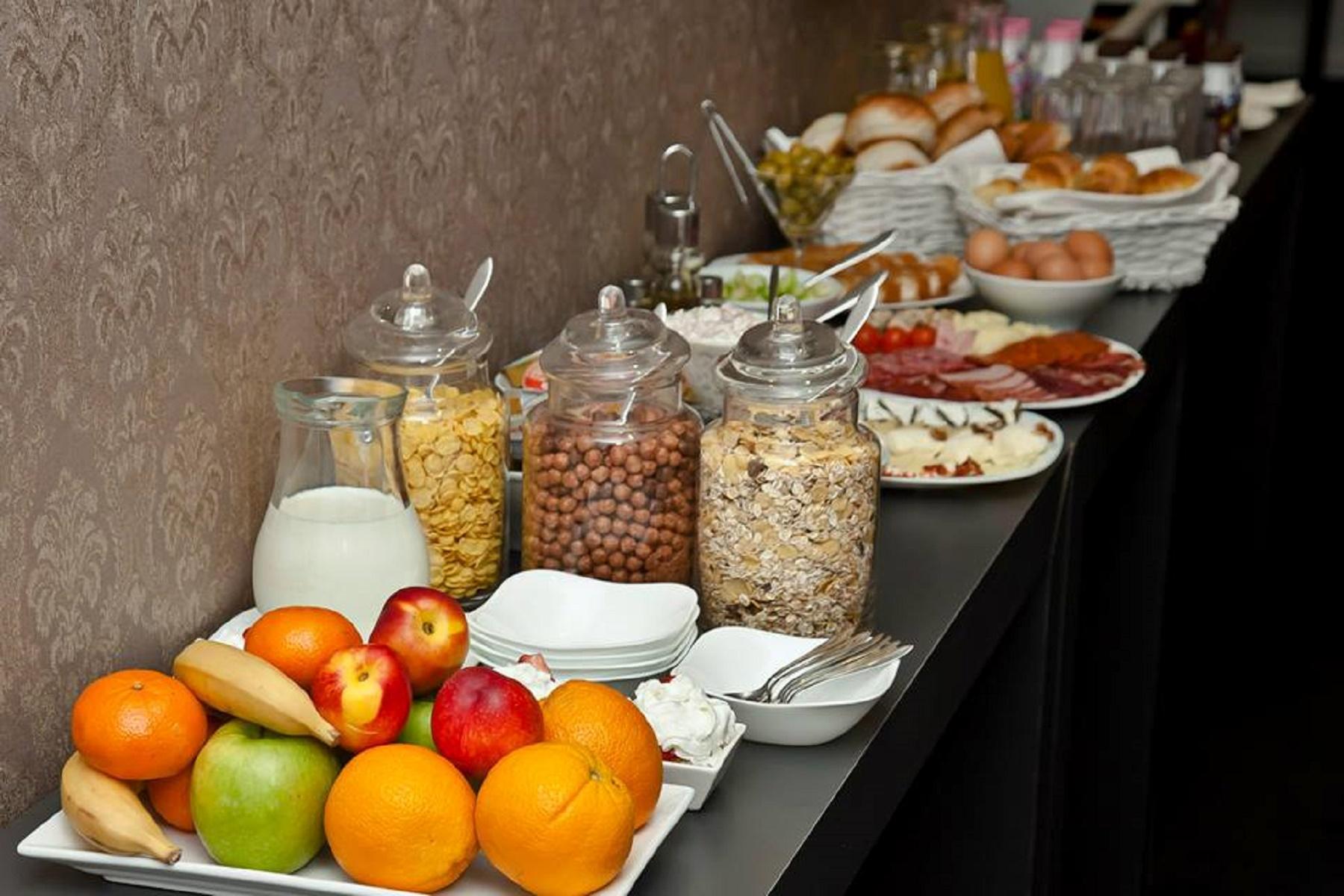 Garni Hotel Eter Ni Kültér fotó