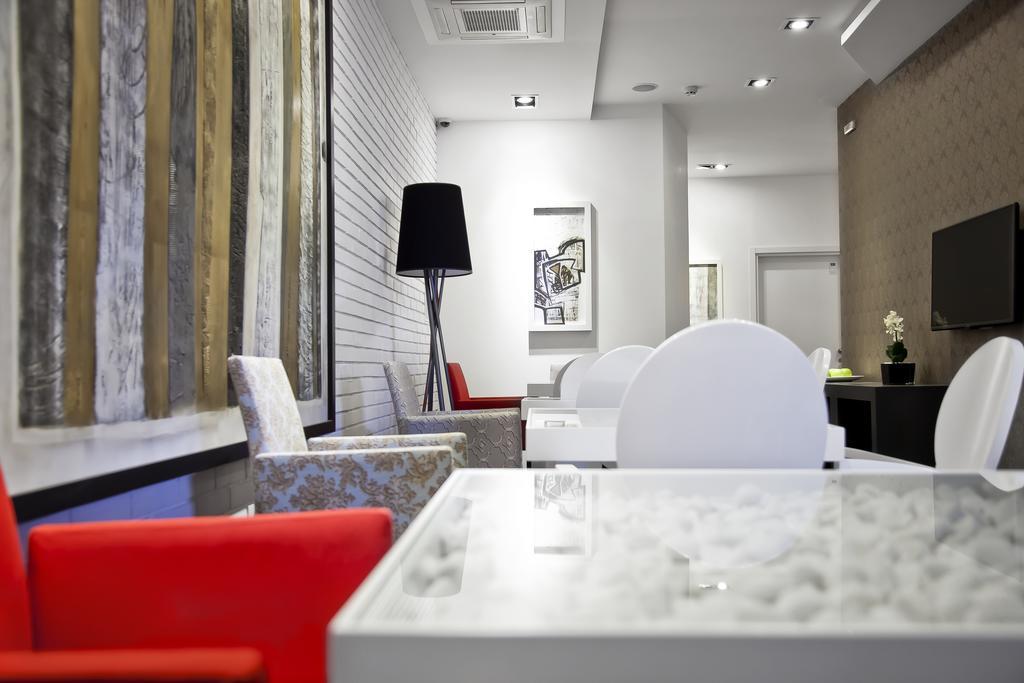 Garni Hotel Eter Ni Kültér fotó