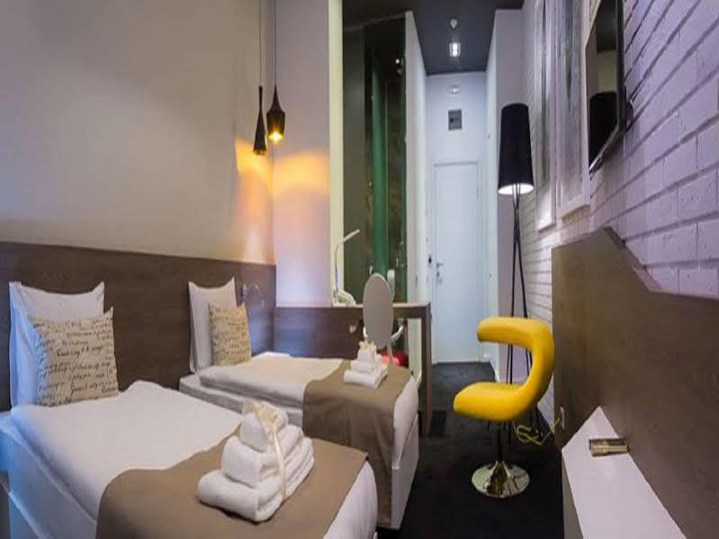 Garni Hotel Eter Ni Kültér fotó