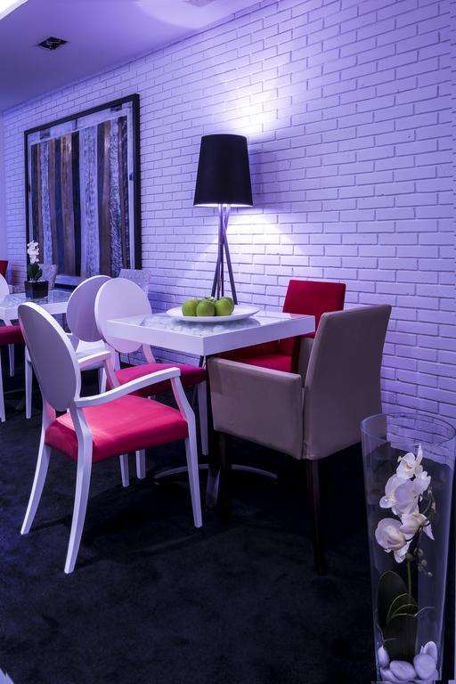 Garni Hotel Eter Ni Étterem fotó