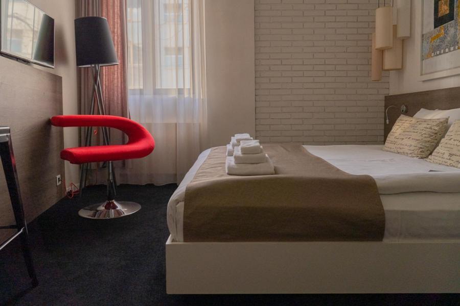 Garni Hotel Eter Ni Kültér fotó