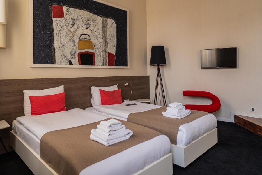 Garni Hotel Eter Ni Kültér fotó