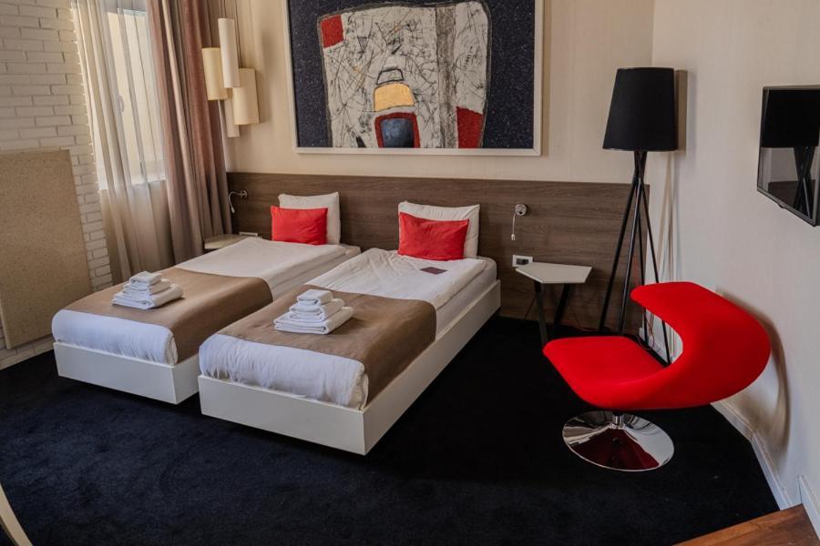 Garni Hotel Eter Ni Kültér fotó